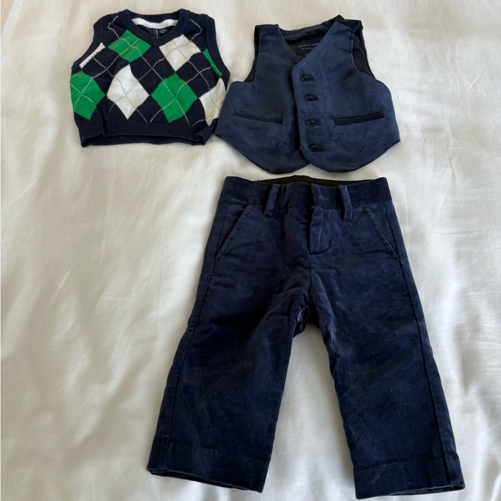 Janie and Jack Navy and Green Argyle Sweater Vest outfit! Perfect for holidays!